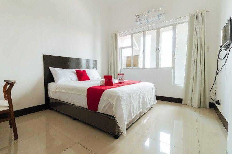 Reddoorz Plus At Banawe Quezon City Kültér fotó