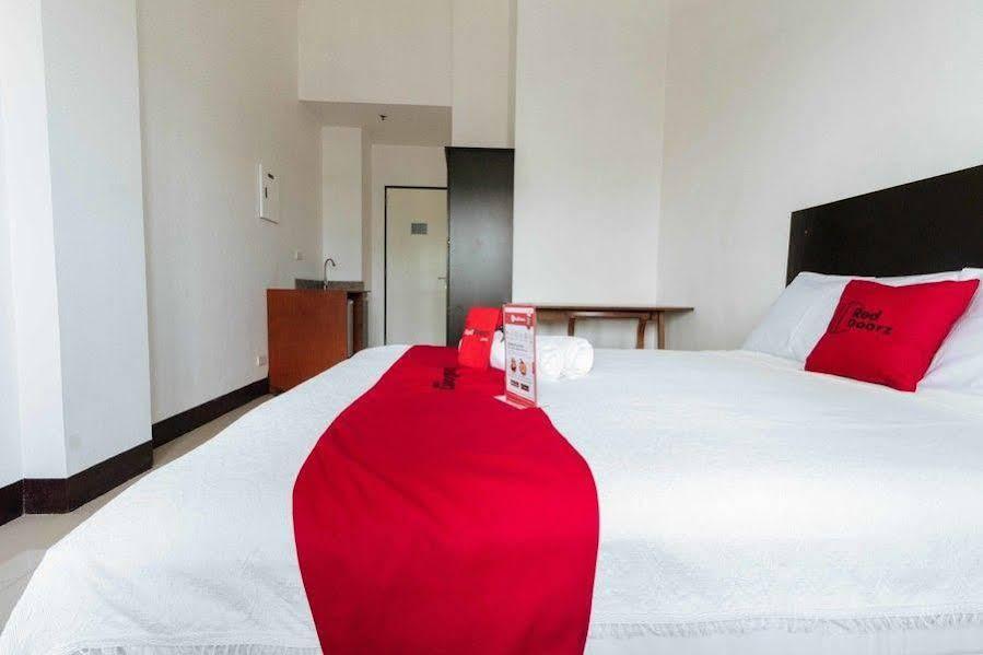 Reddoorz Plus At Banawe Quezon City Kültér fotó