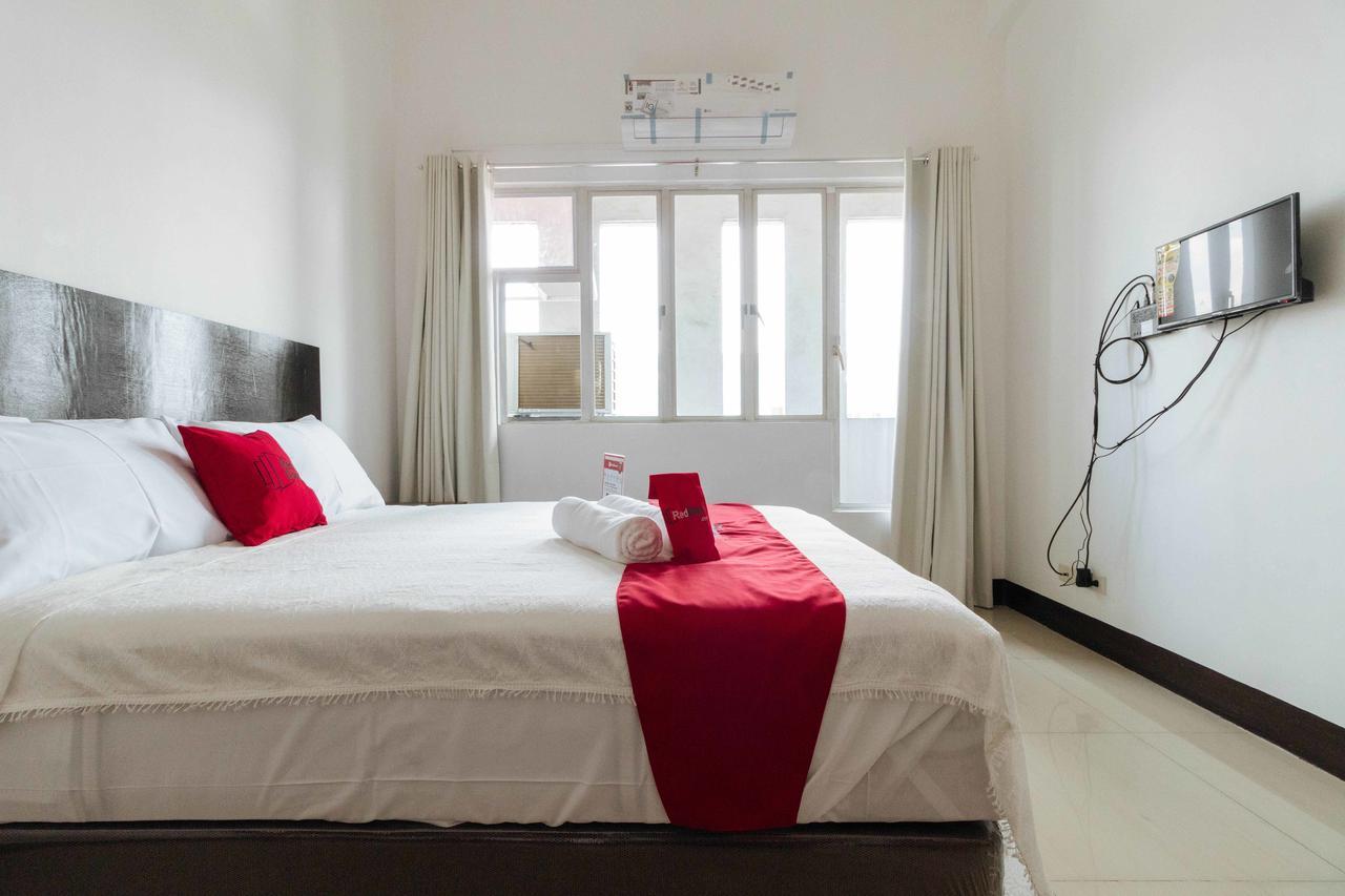Reddoorz Plus At Banawe Quezon City Kültér fotó