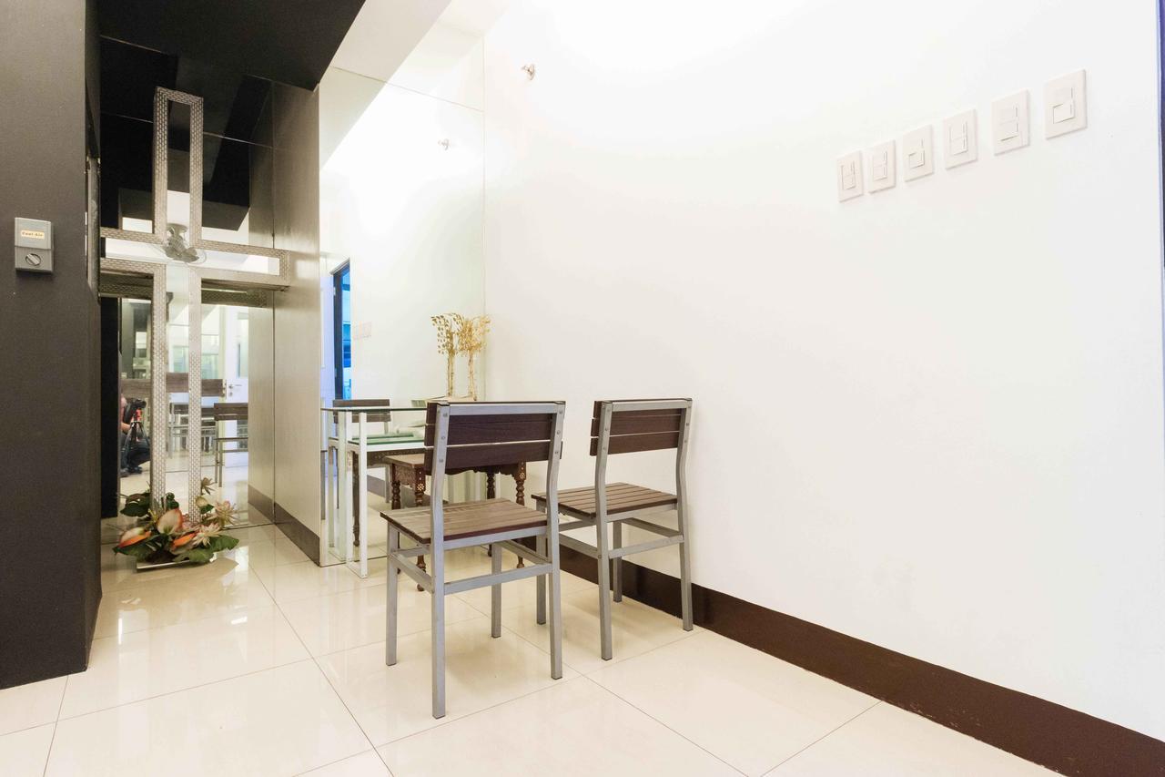 Reddoorz Plus At Banawe Quezon City Kültér fotó