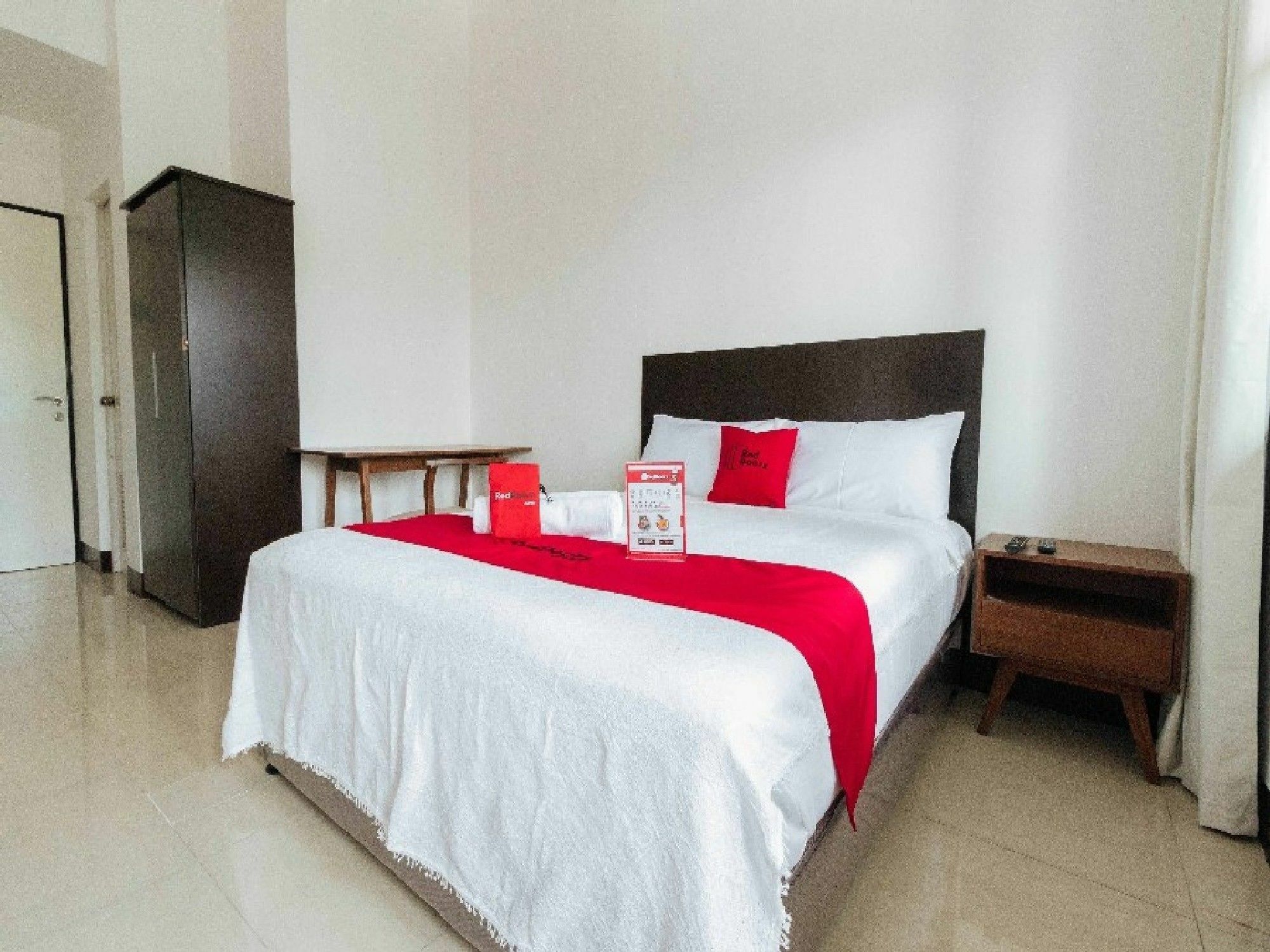 Reddoorz Plus At Banawe Quezon City Kültér fotó